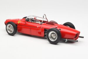Ferrari Dino 156 Sharknose F1 1961 CMC 1:18 M-078 Kov – obrázek 5 z 6