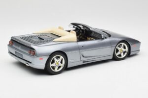 Ferrari F355 Spider Stříbrný Hot Wheels 1:18 23907-M1 Kov – obrázek 3 z 8