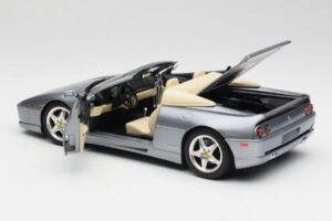 Ferrari F355 Spider Stříbrný Hot Wheels 1:18 23907-M1 Kov – obrázek 5 z 8