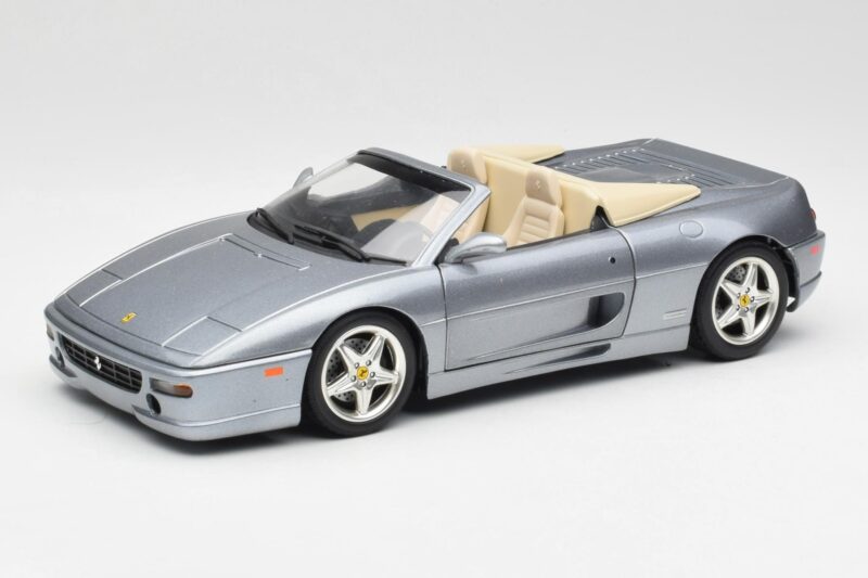 Ferrari F355 Spider Stříbrný Hot Wheels 1:18 23907-M1 Kov