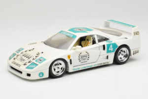 Ferrari F40 4444 Tage Garanta #4 Bílý Bburago 1:18 3332-W5 Kov