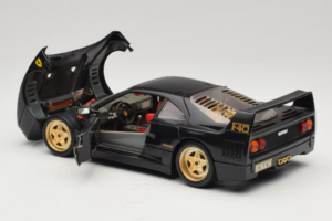 Ferrari F40 Černý se Zlatými Koly Bburago 1:18 3032-B2 Kov – obrázek 5 z 8