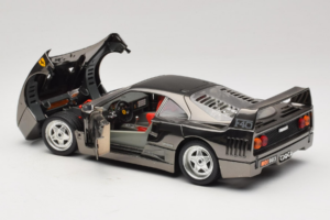 Ferrari F40 Chrome Black Bburago 1:18 3401-B1 Kov – obrázek 5 z 8