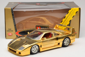 Ferrari F40 Chrome Gold Limited Edition 250 pcs Bburago 1:18 3332-G1 Kov – obrázek 8 z 8