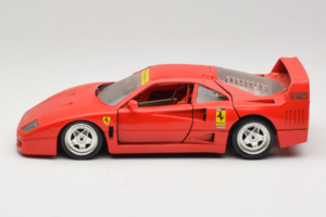 Ferrari F40 Club Deutschland Červený Bburago 1:18 3032-L3 Kov – obrázek 4 z 8