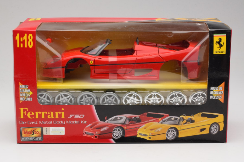 Ferrari F40 Červený Model Kit Maisto 1:18 39822 Kov