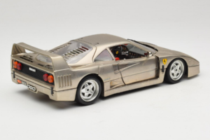 Ferrari F40 Dark Chrome Silver Kroymans Limitovaná Edice Bburago 1:18 3032-C2 Kov – obrázek 3 z 8