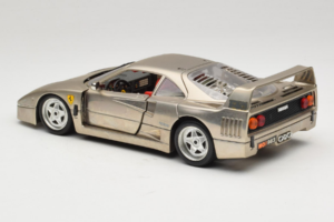 Ferrari F40 Dark Chrome Silver Kroymans Limitovaná Edice Bburago 1:18 3032-C2 Kov – obrázek 7 z 8
