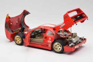 Ferrari F40 Evoluzione Bburago 1:18 3042 Kov – obrázek 5 z 8
