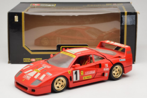 Ferrari F40 Evoluzione #1 Pirelli Červený 1992 Bburago 1:18 3042-P1 Kov – obrázek 8 z 8