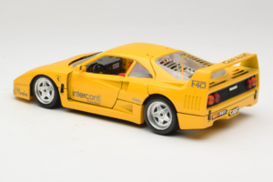 Ferrari F40 Interconti Car HiFi Žlutý Bburago 1:18 3032-I1 Kov – obrázek 7 z 8