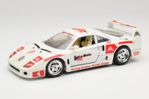 Ferrari F40 Kart-o-Mania Bílý Bburago 1:18 3332-W3 Kov