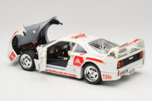 Ferrari F40 Kart-o-Mania Bílý Bburago 1:18 3332-W3 Kov – obrázek 5 z 8