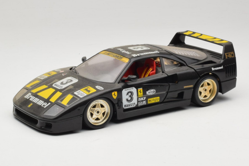 Ferrari F40 Magneti Marelli #3 Černý Bburago 1:18 3022-B1 Kov