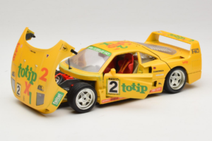 Ferrari F40 Totip Jolly Club #2 Žlutý Bburago 1:18 3332-Y1 Kov – obrázek 2 z 8