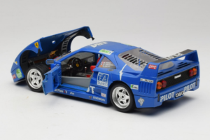 Ferrari F40 #34 M. Ferte / Thavenin / Palau Pilot Modrý 1987 Bburago 1:18 3032-B1 Kov – obrázek 5 z 8