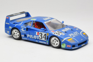 Ferrari F40 #34 M. Ferte / Thavenin / Palau Pilot Modrý 1987 Bburago 1:18 3032-B1 Kov – obrázek 6 z 8
