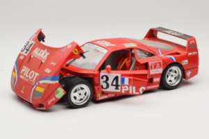 Ferrari F40 LM Pilot #34 Ferte / Thavenin / Palau 24 Hours of Le Mans 1995 Červený Bburago 1:18 3032-P3 Kov – obrázek 2 z 8