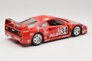 Ferrari F40 LM Pilot #34 Ferte / Thavenin / Palau 24 Hours of Le Mans 1995 Červený Bburago 1:18 3032-P3 Kov – obrázek 3 z 8