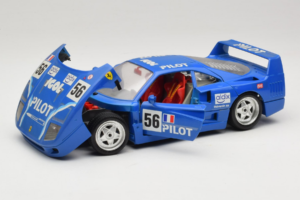 Ferrari F40 Pilot #56 Modrý Bburago 1:18 3332-BL1 Kov – obrázek 2 z 8