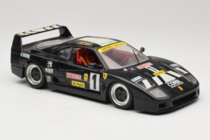 Ferrari F40 Pirelli Agip #1 Černý Bburago 1:18 3332-B1 Kov – obrázek 6 z 8