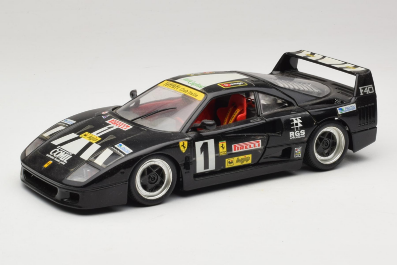 Ferrari F40 Pirelli Agip #1 Černý Bburago 1:18 3332-B1 Kov