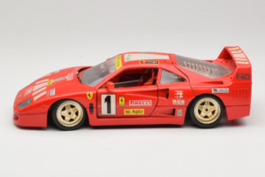 Ferrari F40 Pirelli Agip #1 Ferrari Club Italia Červený Bburago 1:18 3032-P2 Kov – obrázek 4 z 8