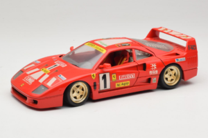Ferrari F40 Pirelli Agip #1 Ferrari Club Italia Červený Bburago 1:18 Ferrari F40 Pirelli Agip #1 Ferrari Club Italia Červený Bburago 1:18 3032-P2 Kov