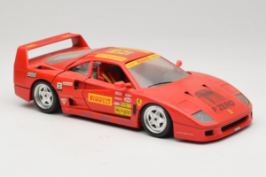 Ferrari F40 Pirelli BBS Červený Bburago 1:18 3032-P4 Kov – obrázek 6 z 8