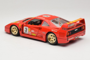 Ferrari F40 #3 Pirelli Červený 1987 Bburago 1:18 3332-P4 Kov – obrázek 7 z 8