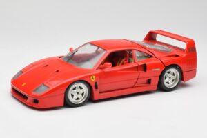 Ferrari F40 Červený Bburago 1:18 3032 Kov