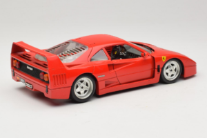 Ferrari F40 Červený Diamond Edition Bburago 1:18 3022-P1 Kov – obrázek 3 z 8