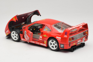 Ferrari F40 #40 T. Ohta / A. Reid Taisan Červený 1987 Bburago 1:18 3022-T1 Kov – obrázek 5 z 8