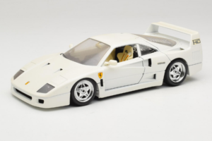Ferrari F40 Bílý Bburago 1:18 3332-W4 Kov