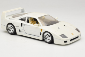 Ferrari F40 Bílý Bburago 1:18 3332-W4 Kov – obrázek 6 z 8