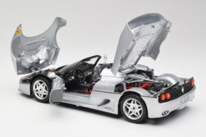 Ferrari F50 Kabriolet Stříbrný Bburago 1:18 3372 Kov – obrázek 5 z 8