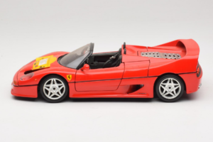 Ferrari F50 Kabriolet 50 Jahre Ferrari 24 Jahre Bburago FMC Červený Bburago 1:18 3352-P1 Kov – obrázek 4 z 8
