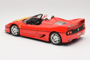 Ferrari F50 Kabriolet 50 Jahre Ferrari 24 Jahre Bburago FMC Červený Bburago 1:18 3352-P1 Kov – obrázek 7 z 8