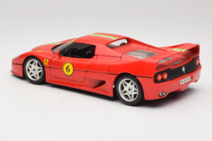Ferrari F50 Coupe #6 Červený s Italskou Vlajkou Bburago 1:18 3382-P1 Kov – obrázek 7 z 8