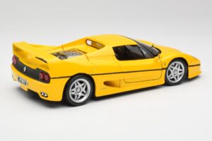 Ferrari F50 Giallo Modena Maisto 1:18 F50001 Kov – obrázek 3 z 8