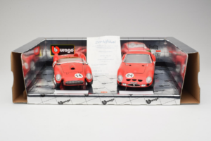 Ferrari Gift Set 250 Testa Rossa & 250 GTO Červený Bburago 1:18 GC002 Kov