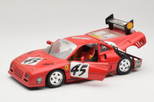Ferrari 288 GTO Evoluzione #45 Červený Revell 1:18 48820 Kov – obrázek 2 z 8