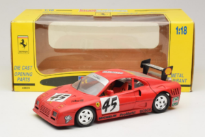 Ferrari 288 GTO Evoluzione #45 Červený Revell 1:18 48820 Kov – obrázek 8 z 8