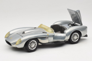 Ferrari Testa Rossa Chrome Silver Hot Wheels 1:18 25737 Kov – obrázek 2 z 8