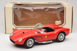 Ferrari 250 Testa Rossa Červený Bburago 1:18 3007-P2 Kov – obrázek 8 z 8