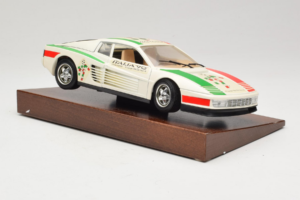 Ferrari Testarossa Italia 90 Bílý Bburago 1:18 3059-W1 Kov – obrázek 7 z 8