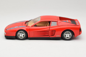 Ferrari Testarossa PPG Auto Refinish Červený Bburago 1:18 3039-P3 Kov – obrázek 4 z 8