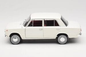 Fiat 124 Bílý IXO 1:18 18CMC205OP Kov – obrázek 4 z 8