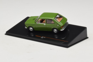 Fiat 127 Zelený IXO 1:43 CLC607N Kov – obrázek 3 z 4