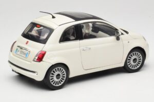 Fiat 500 Bílý Mondo Motors 1:18 500291 Kov – obrázek 3 z 8
